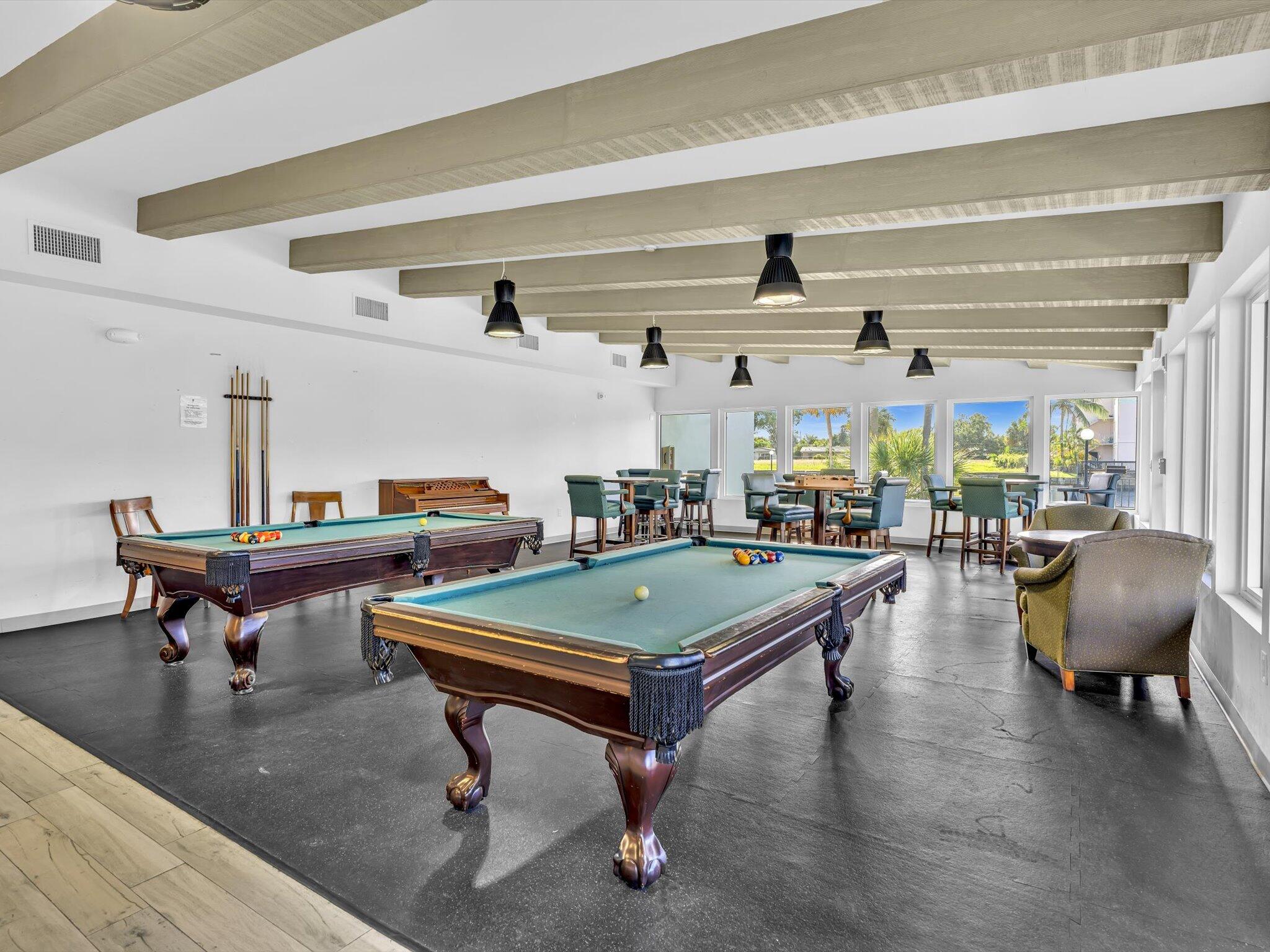WATERGATE CONDOMINIUM NO 4 - Residential