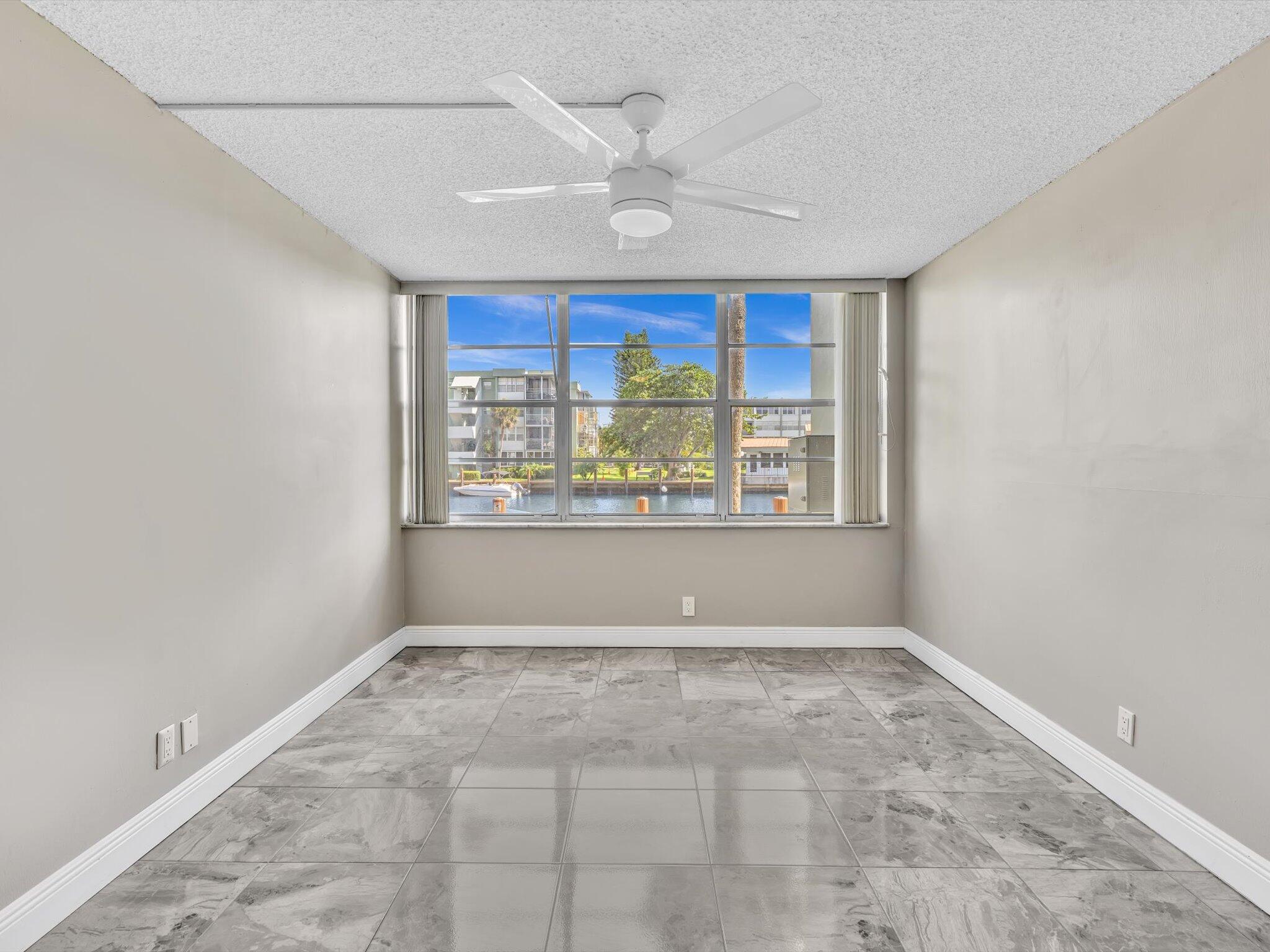 WATERGATE CONDOMINIUM NO 4 - Residential
