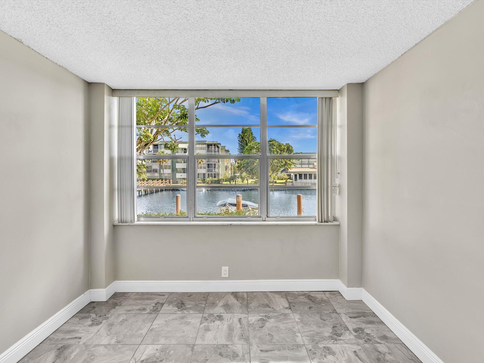 WATERGATE CONDOMINIUM NO 4 - Residential