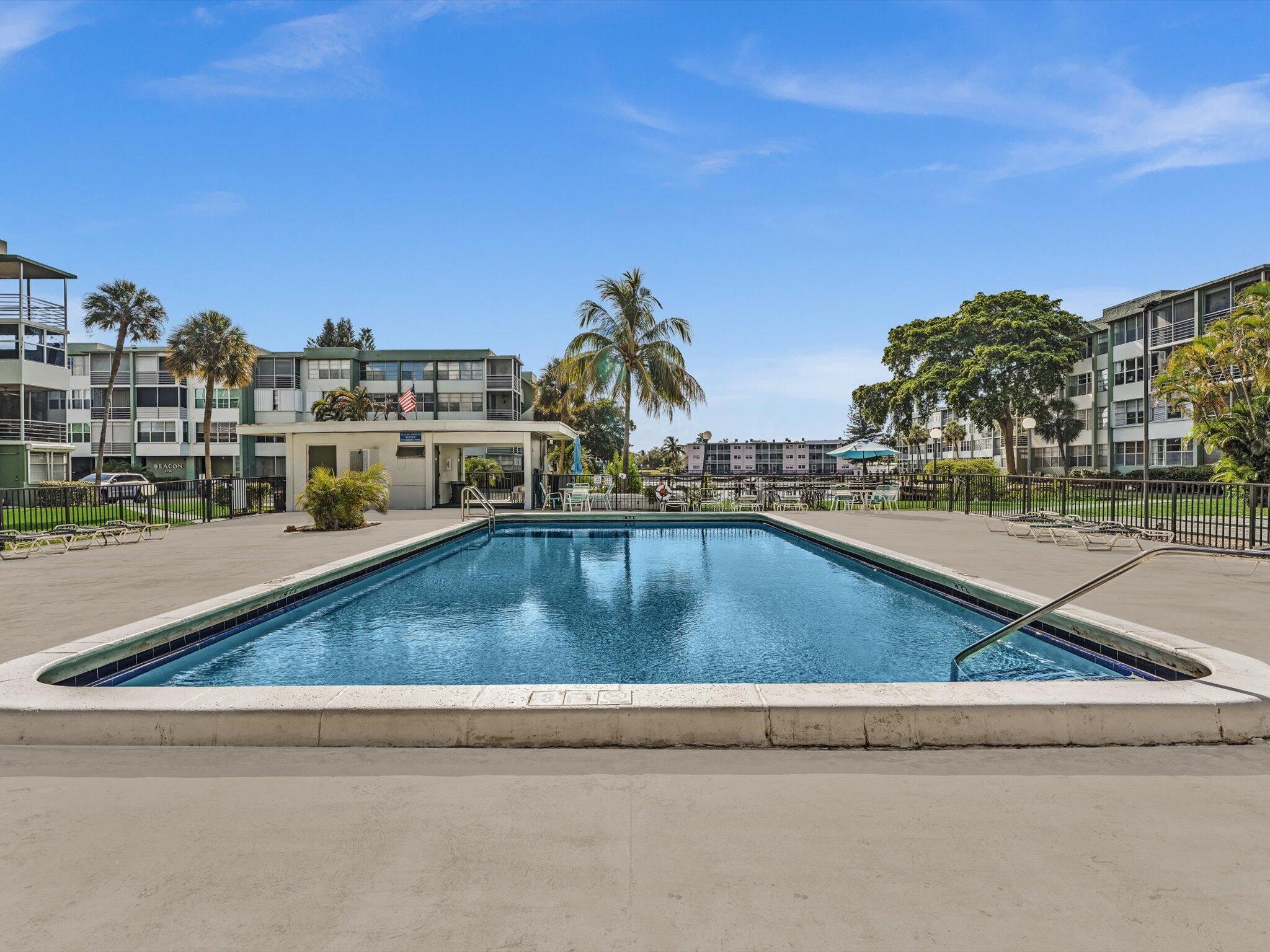 WATERGATE CONDOMINIUM NO 4 - Residential