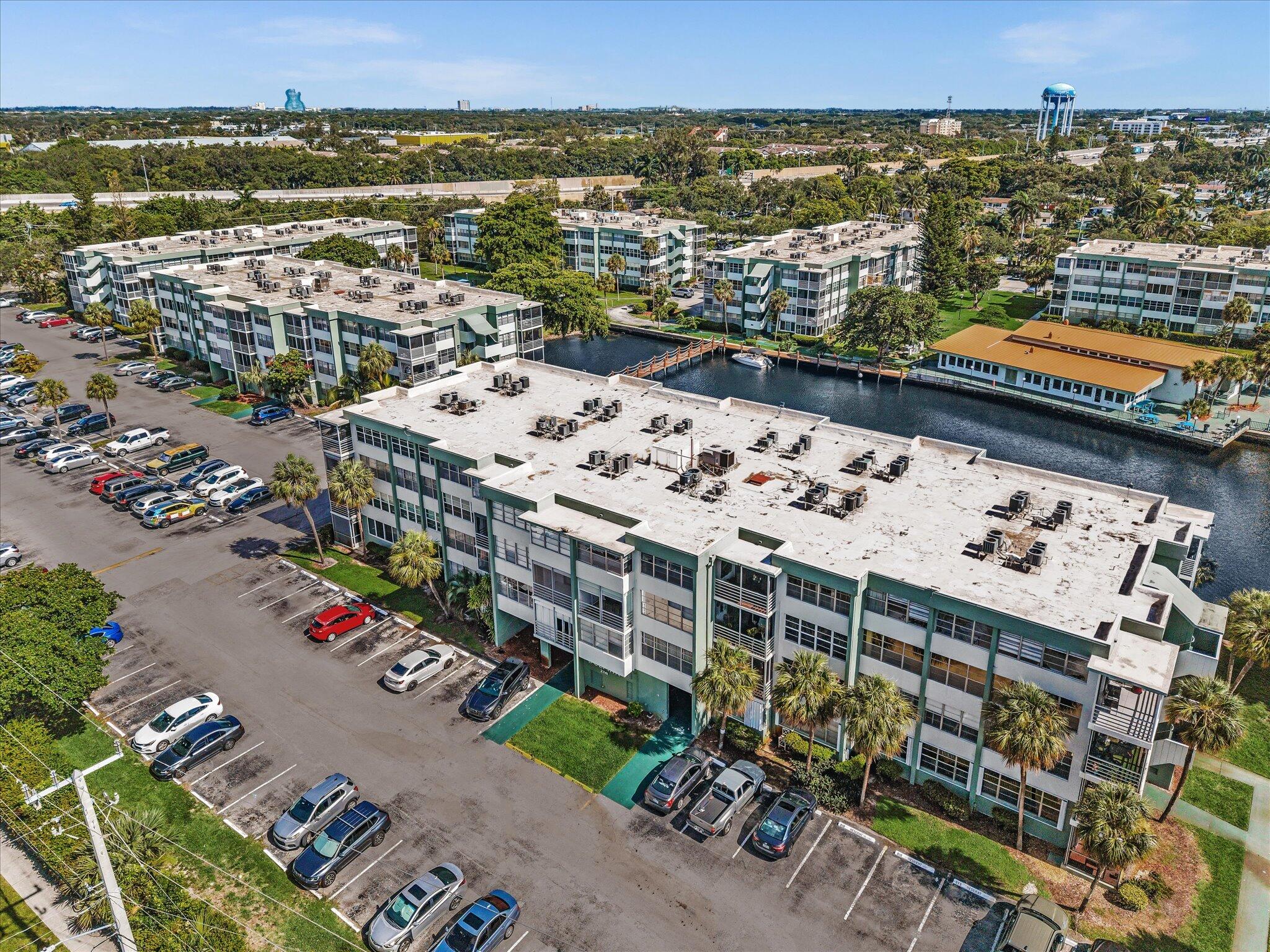 WATERGATE CONDOMINIUM NO 4 - Residential