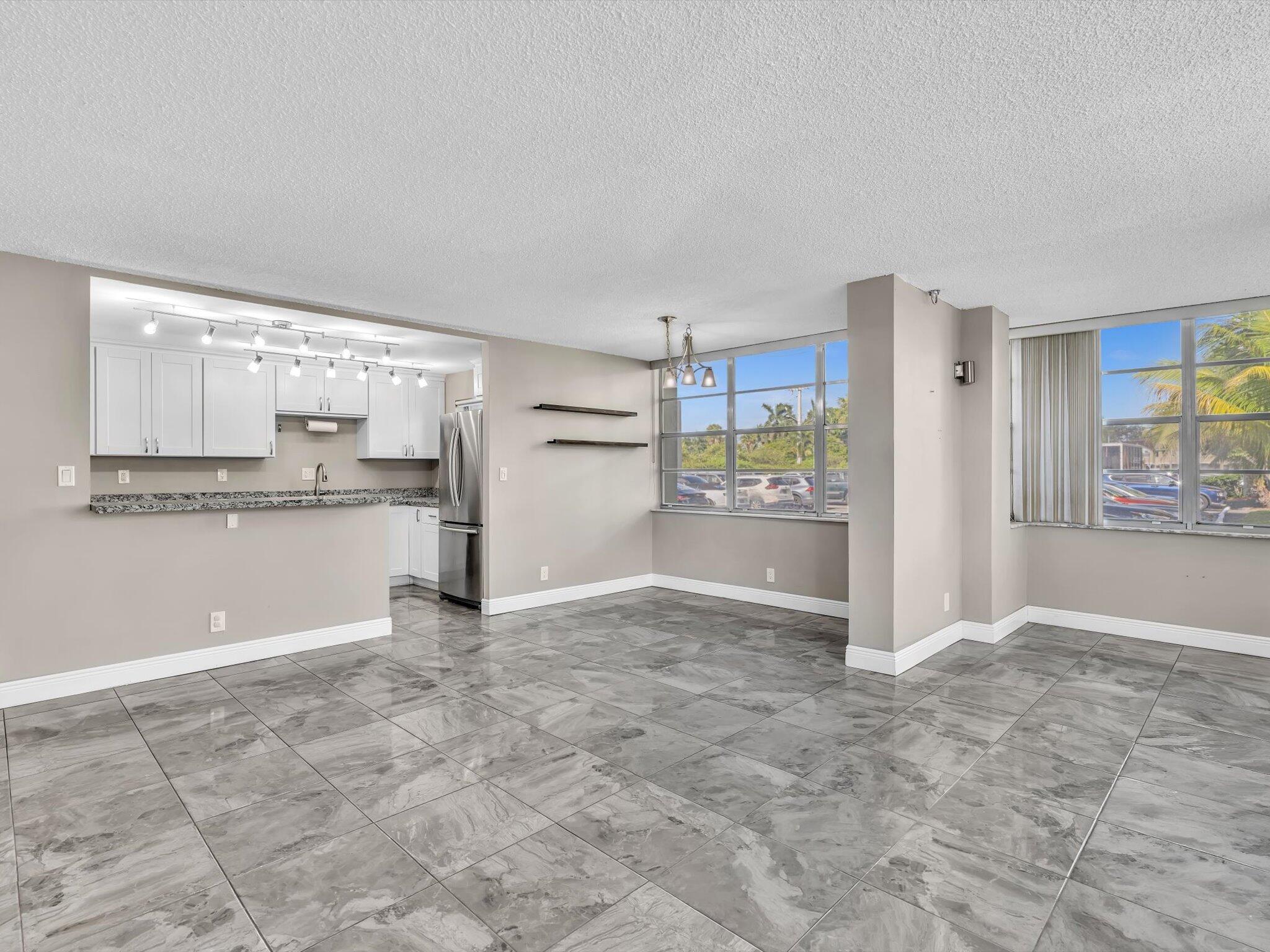 WATERGATE CONDOMINIUM NO 4 - Residential