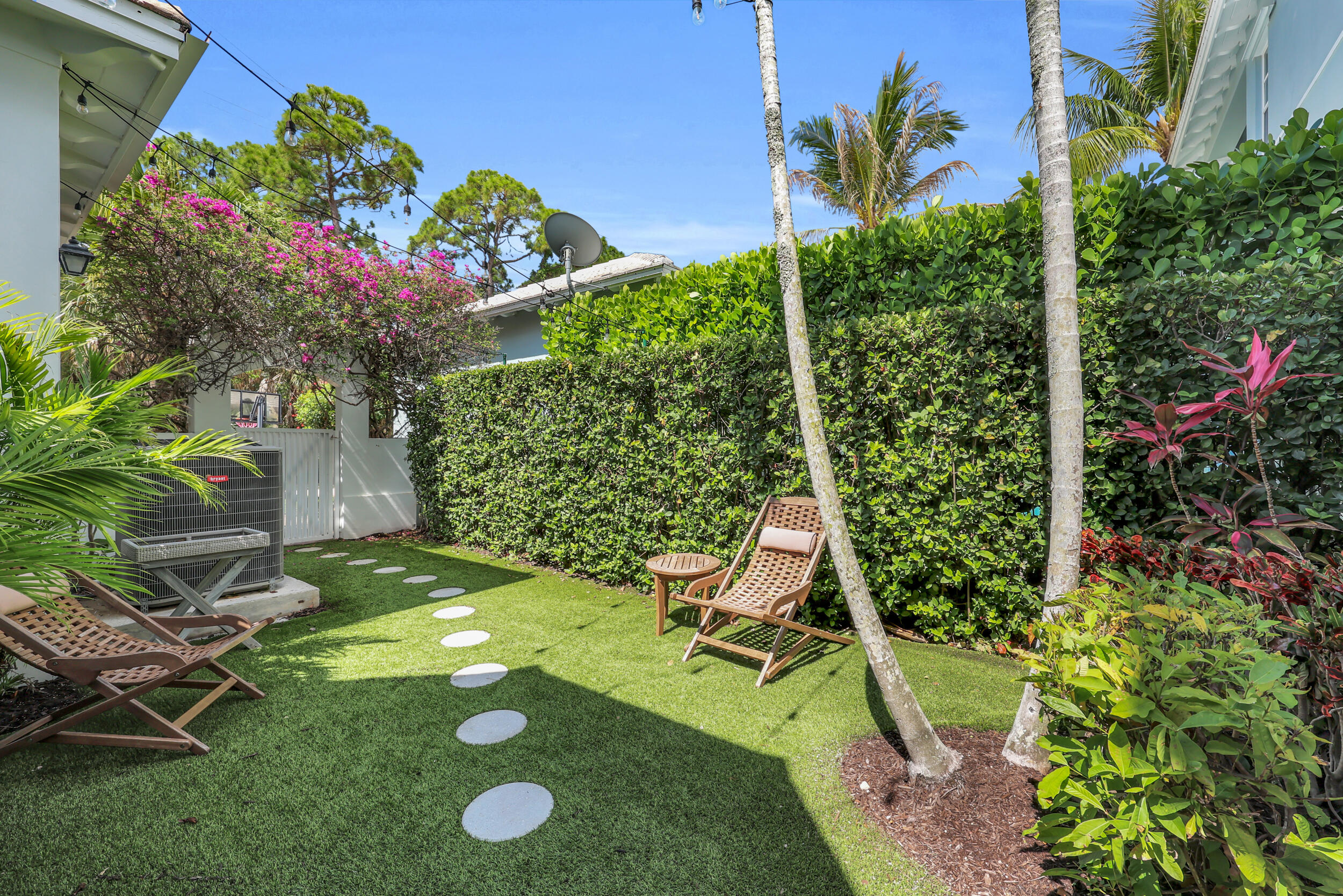 BOTANICA - Residential