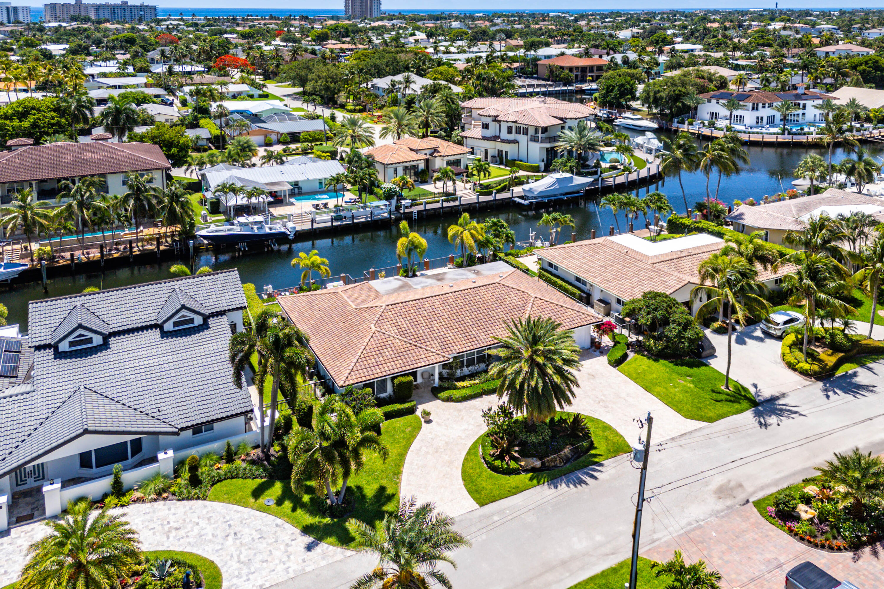 VENETIAN ISLES 3RD SEC - Residential