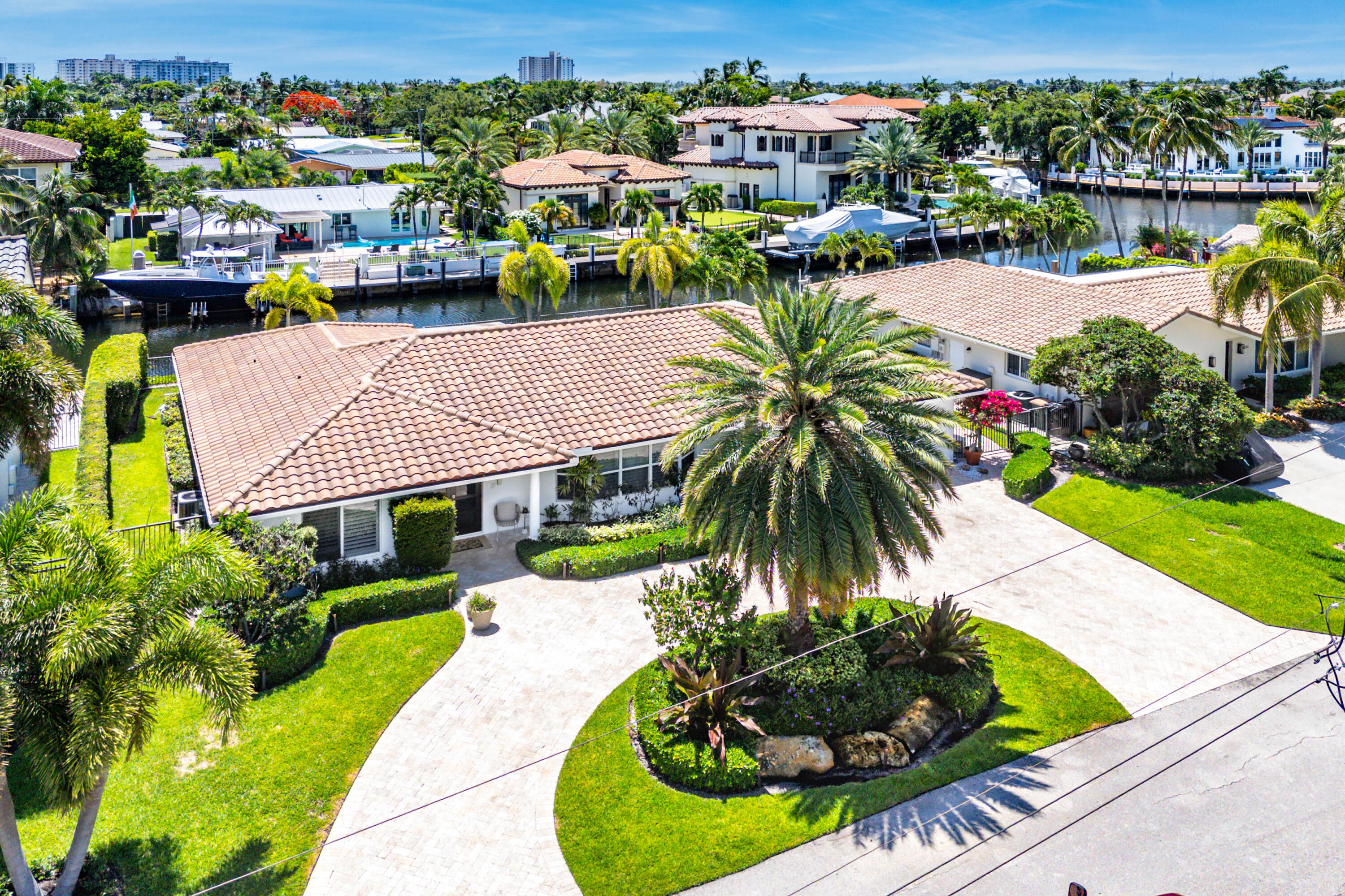 VENETIAN ISLES 3RD SEC - Residential
