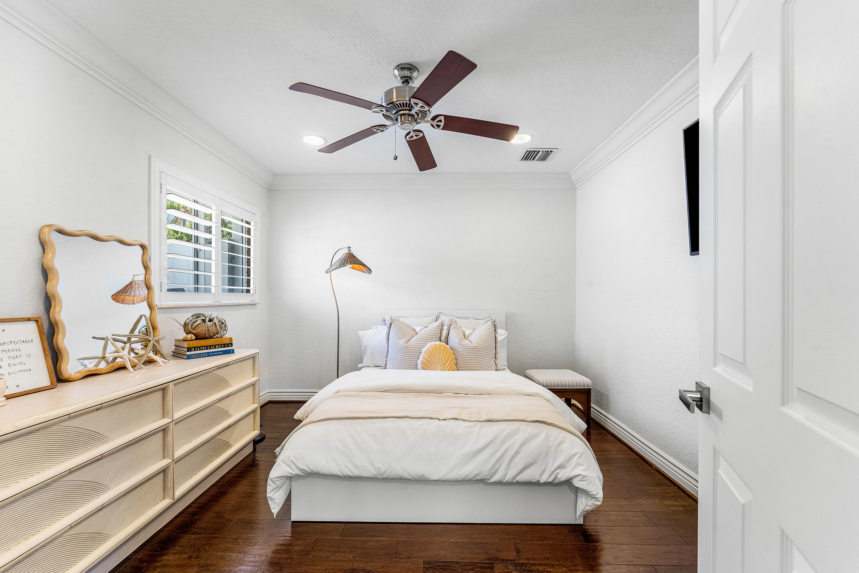 VENETIAN ISLES 3RD SEC - Residential
