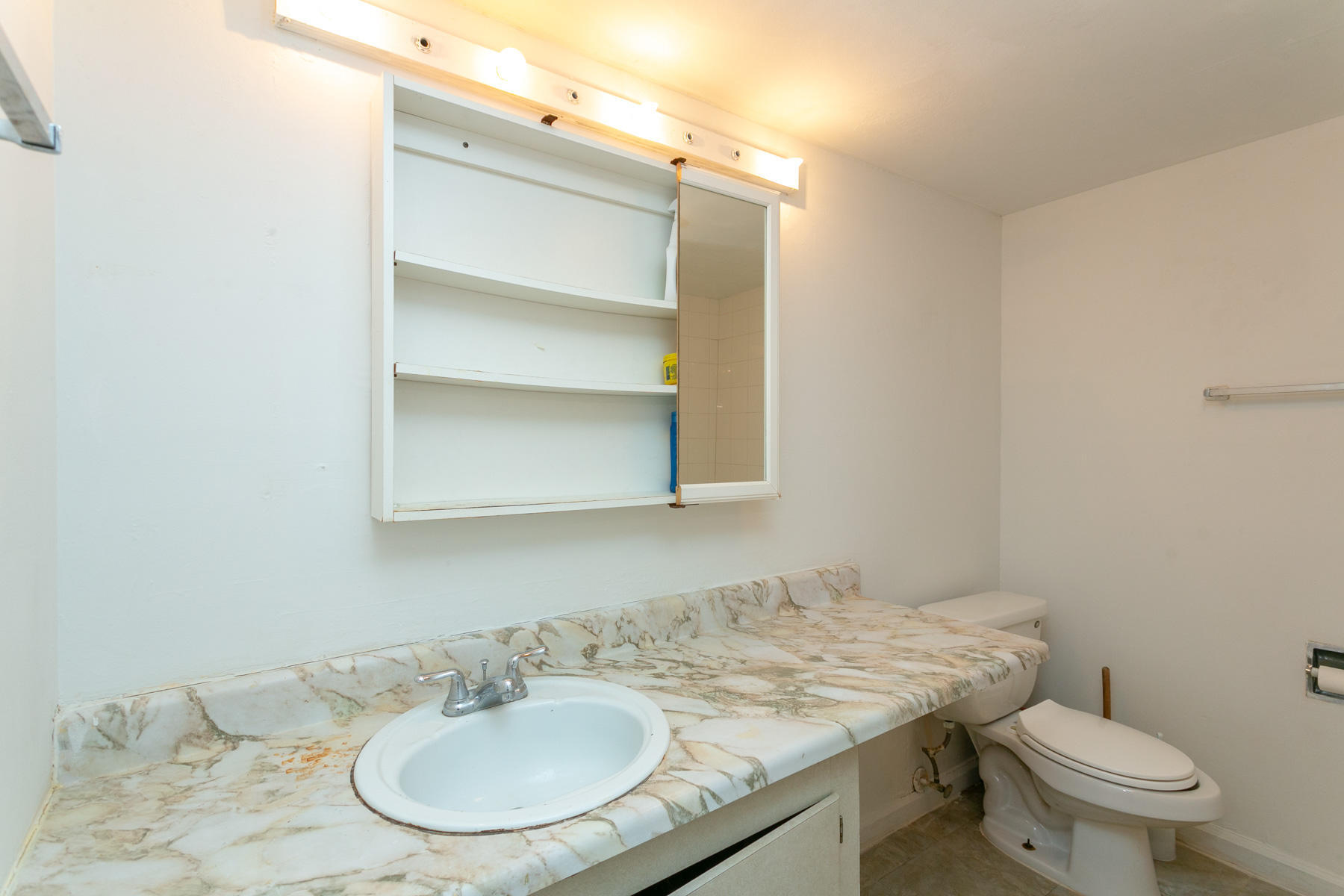 CROSS CREEK CONDO - Residential
