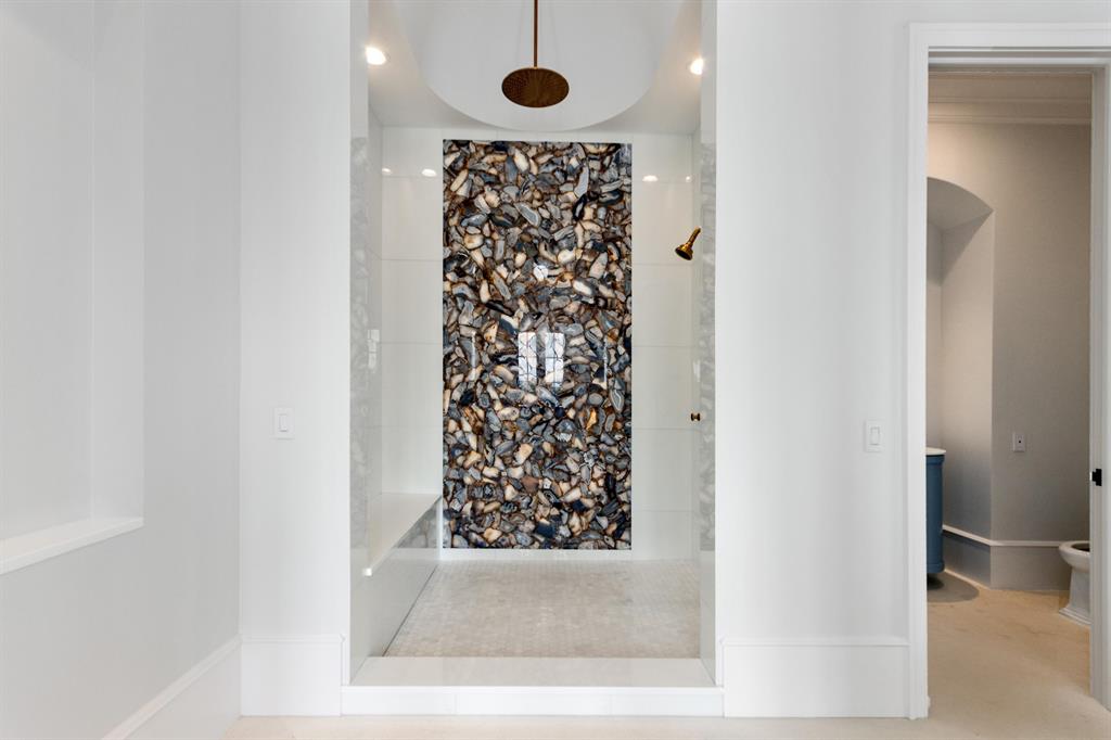 SAILFISH POINT - Residential