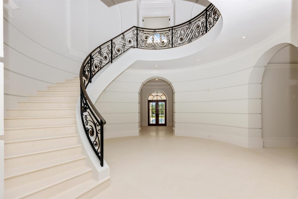 SAILFISH POINT - Residential