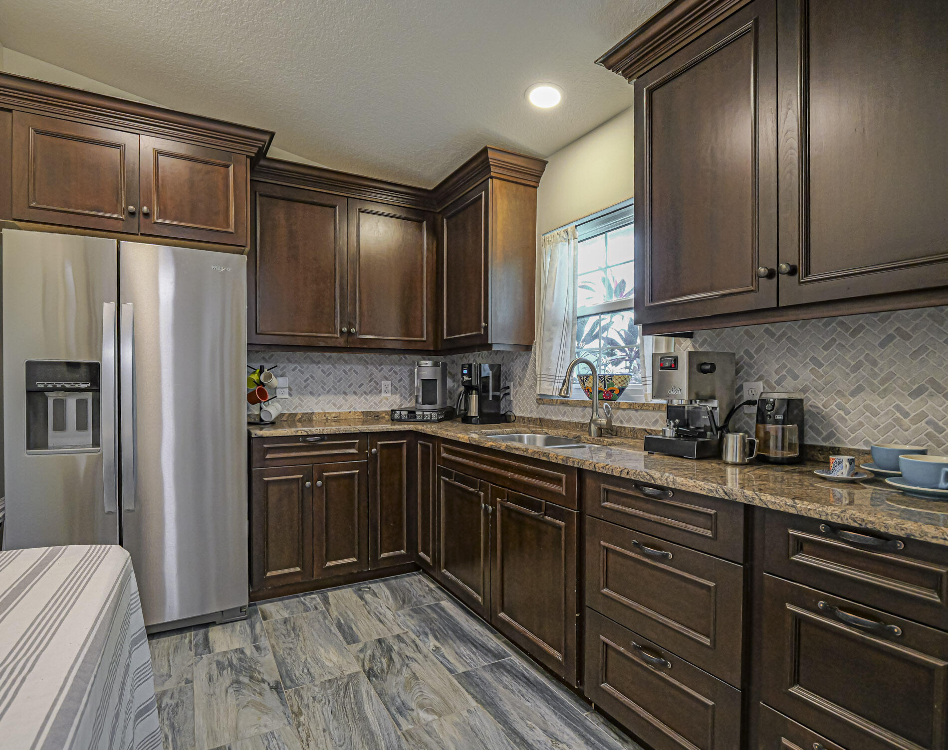 QUEEN'S COVE UNIT 2 - Residential