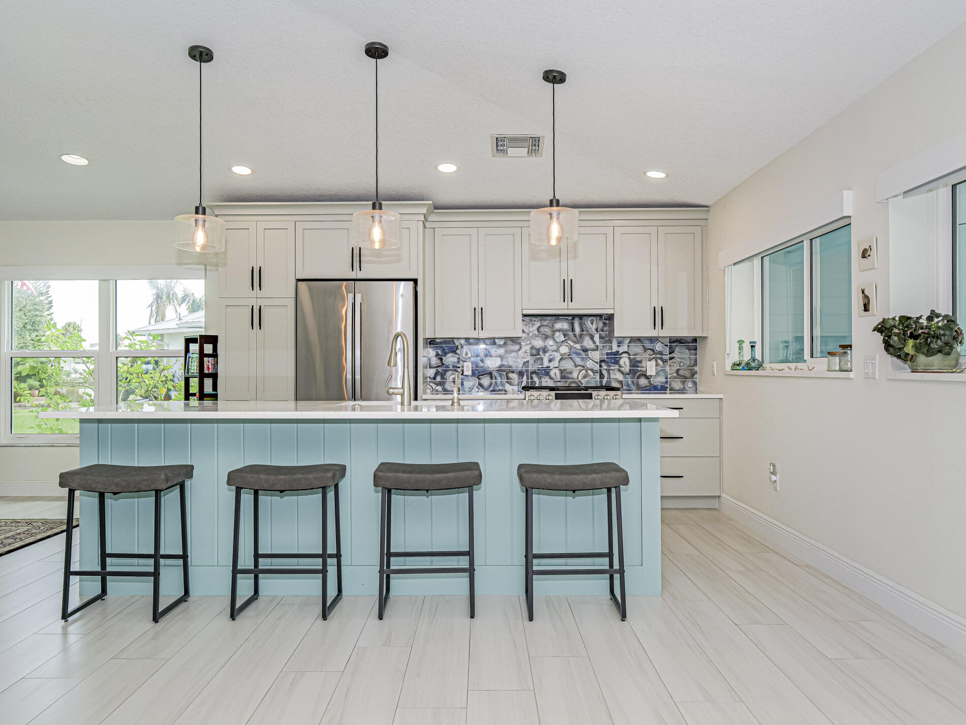 QUEEN'S COVE UNIT 2 - Residential