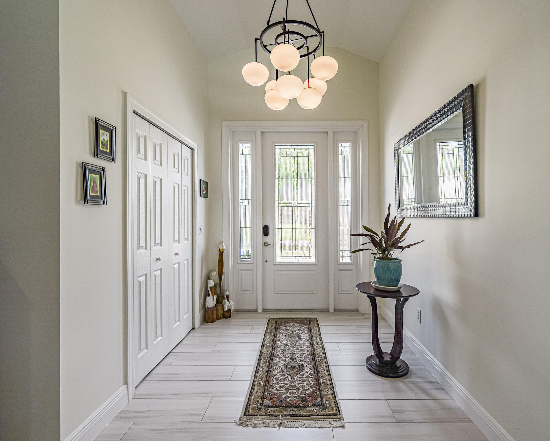 QUEEN'S COVE UNIT 2 - Residential