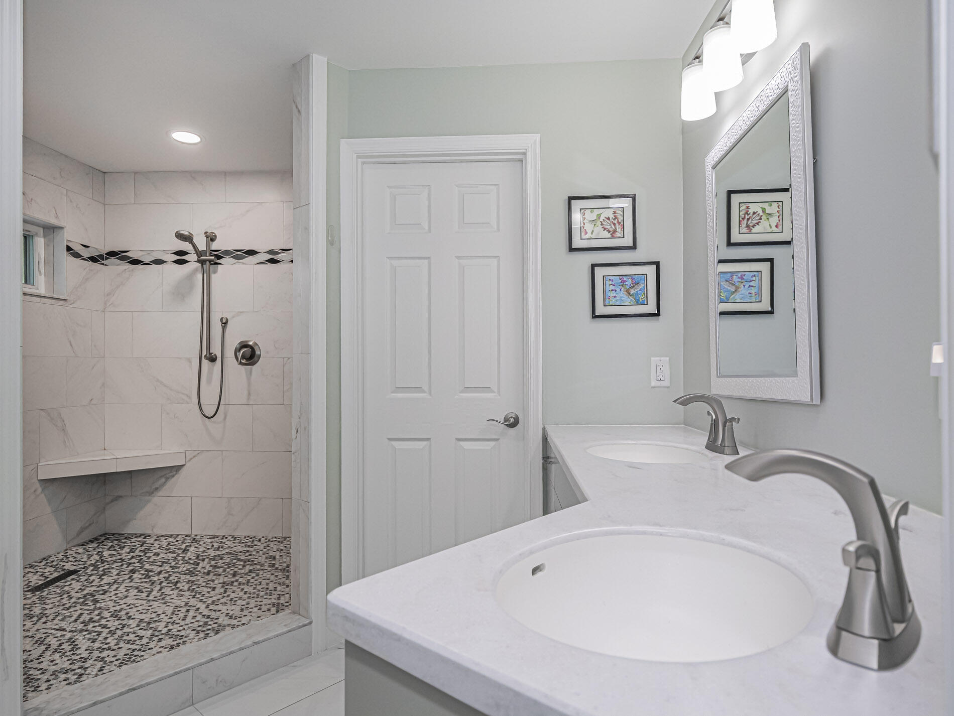 QUEEN'S COVE UNIT 2 - Residential