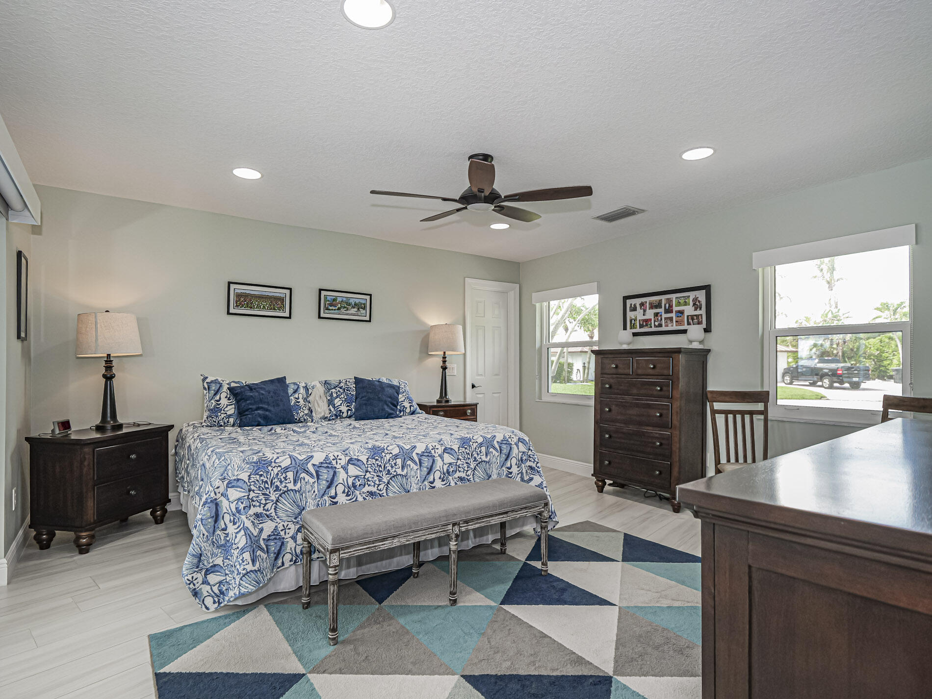 QUEEN'S COVE UNIT 2 - Residential