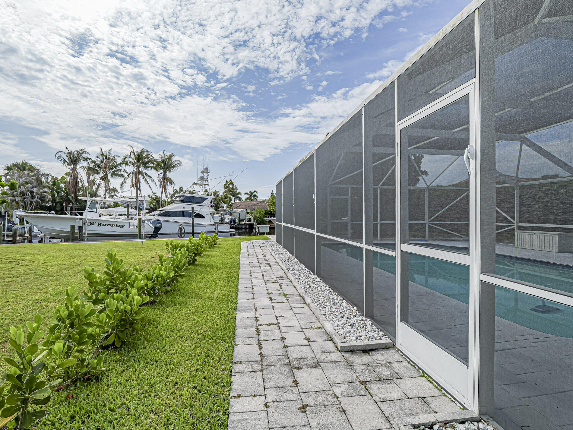 QUEEN'S COVE UNIT 2 - Residential