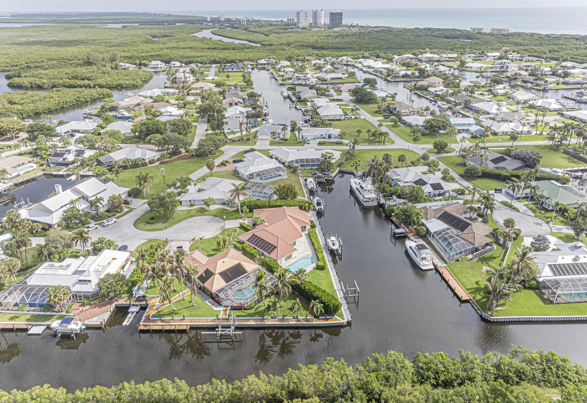 QUEEN'S COVE UNIT 2 - Residential