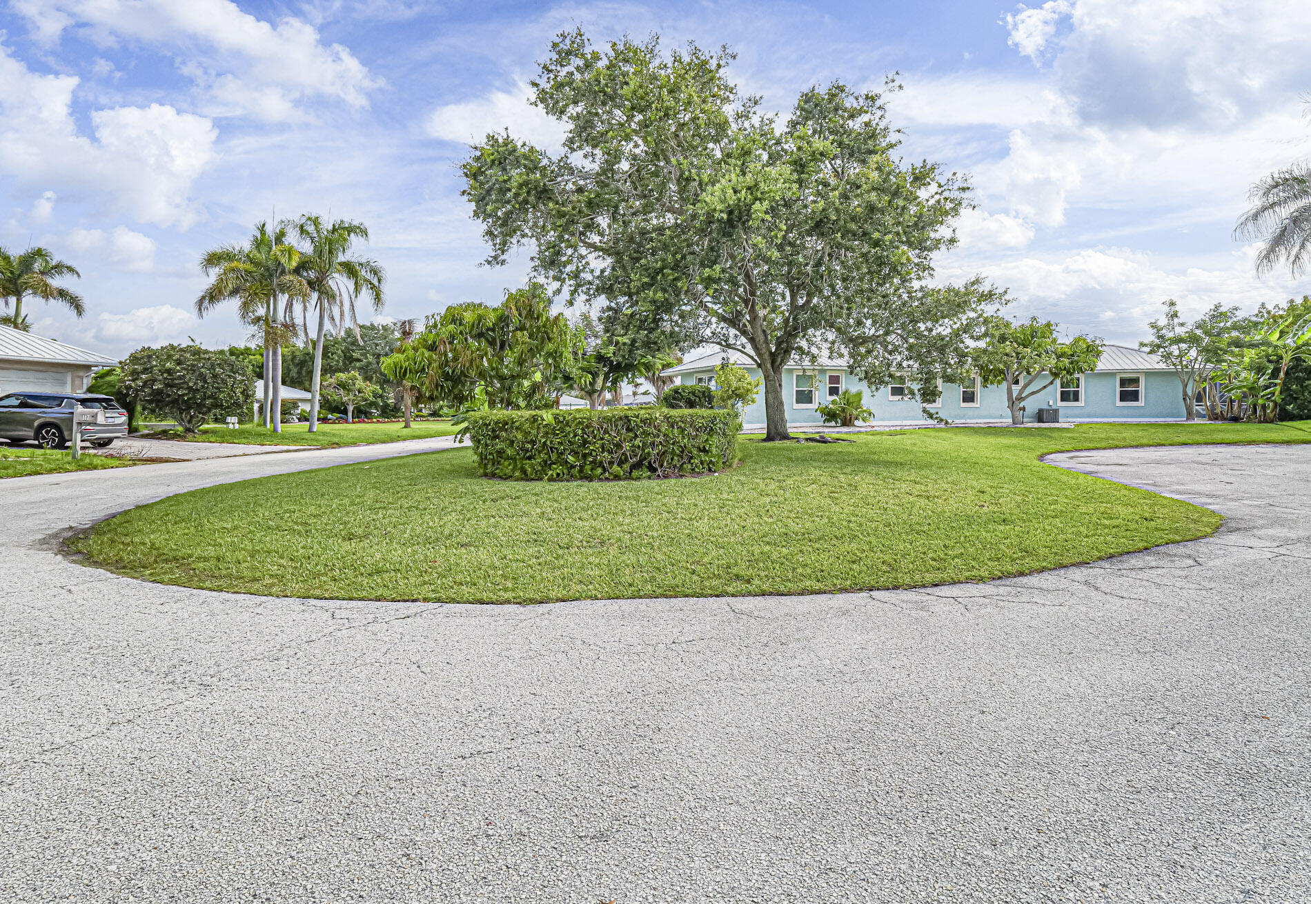 QUEEN'S COVE UNIT 2 - Residential