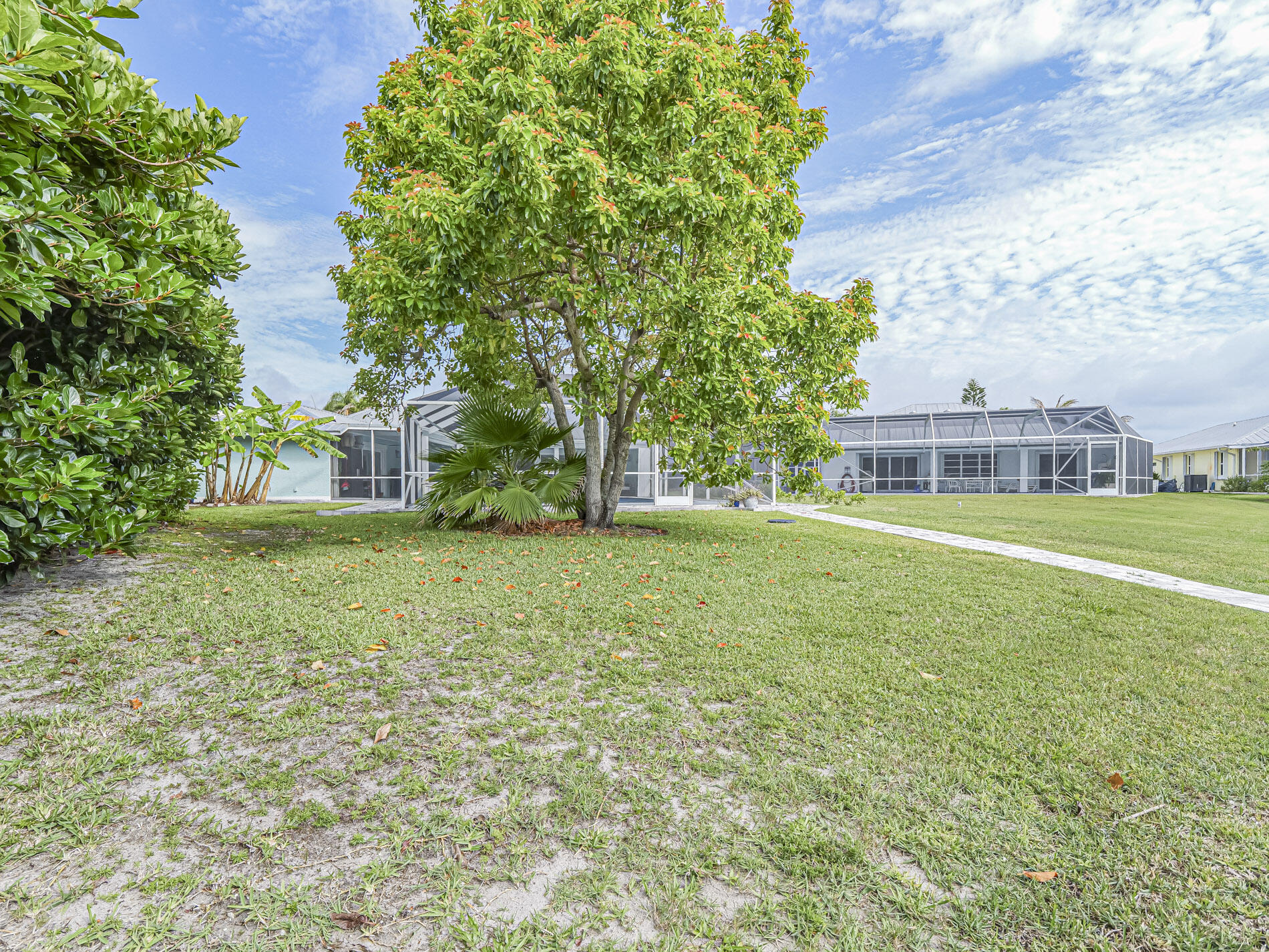 QUEEN'S COVE UNIT 2 - Residential