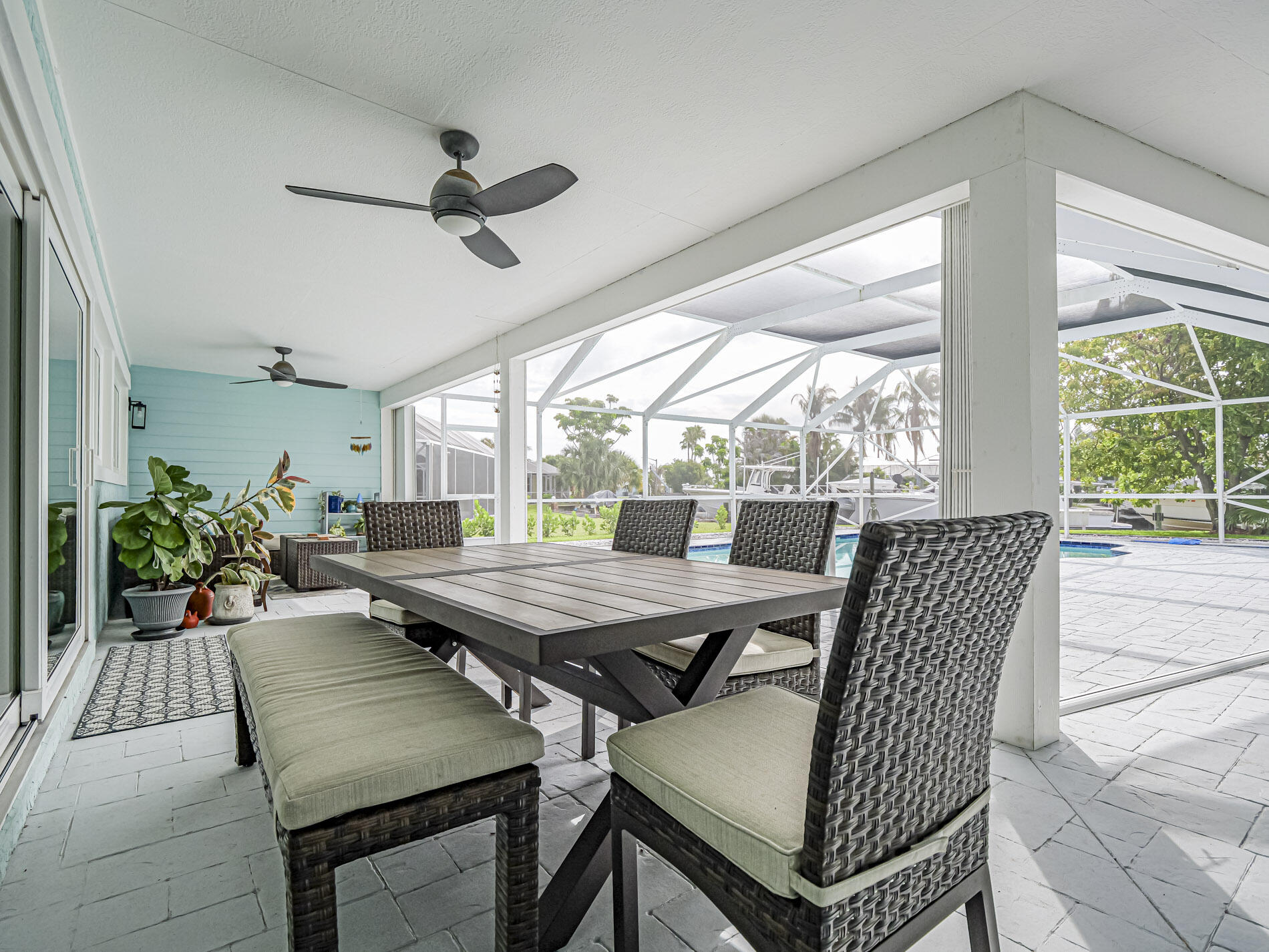 QUEEN'S COVE UNIT 2 - Residential