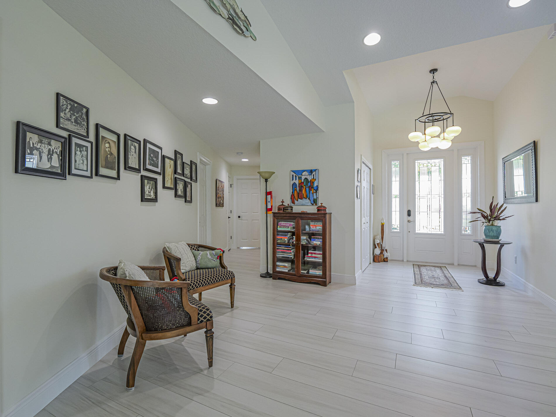 QUEEN'S COVE UNIT 2 - Residential