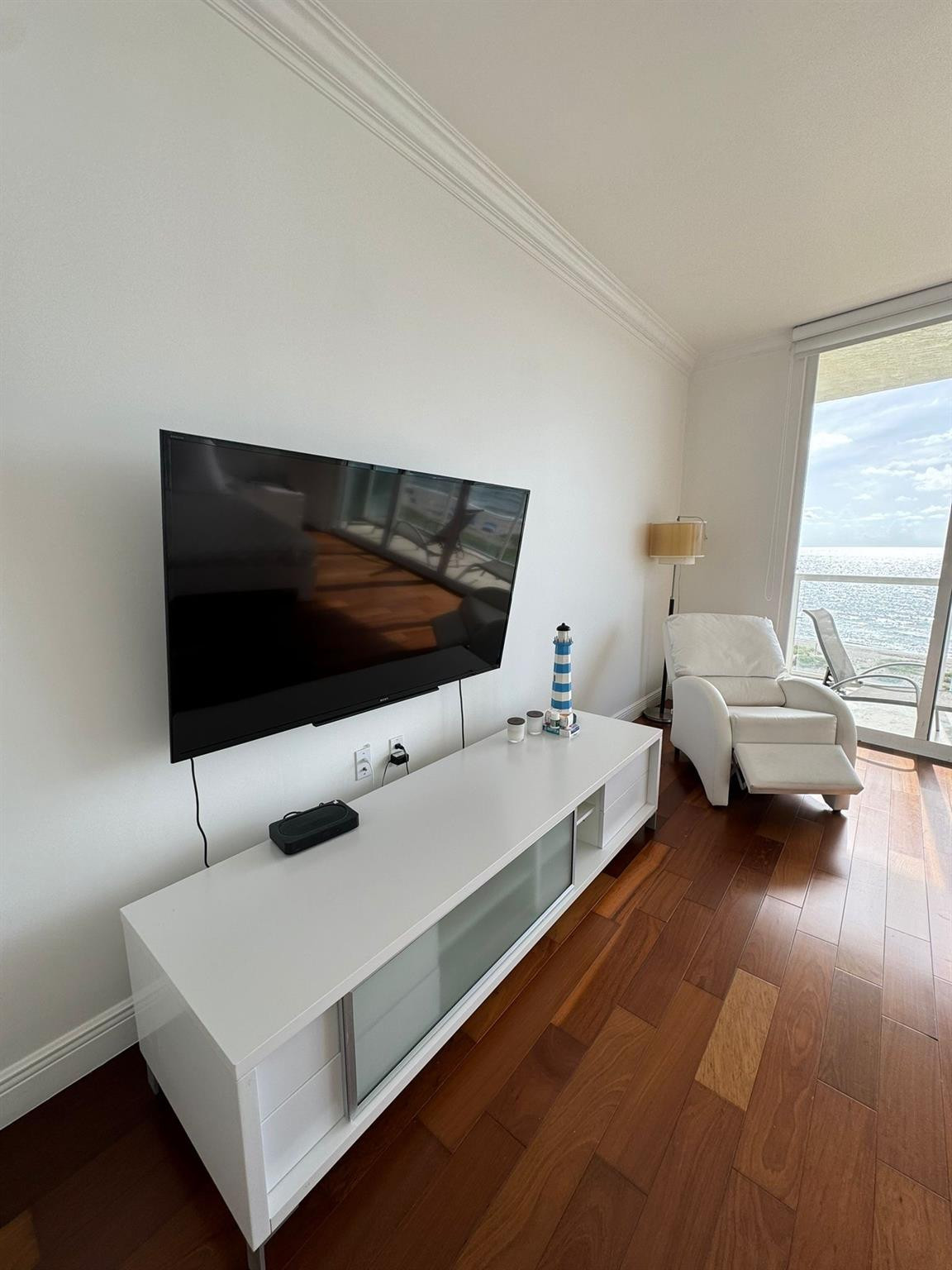 Luna Ocean Residences Con - Residential Lease