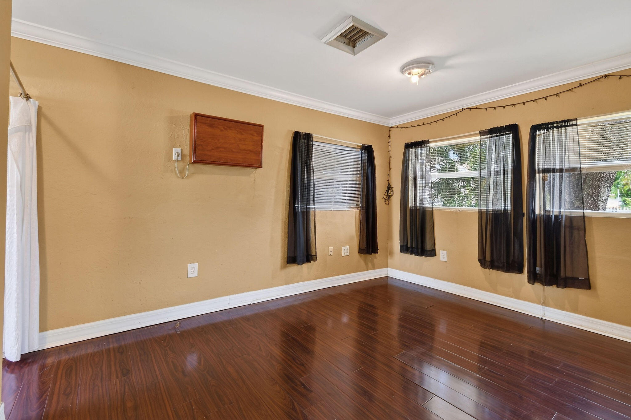 BUNKER HILL ADD TO WPB - Residential Lease