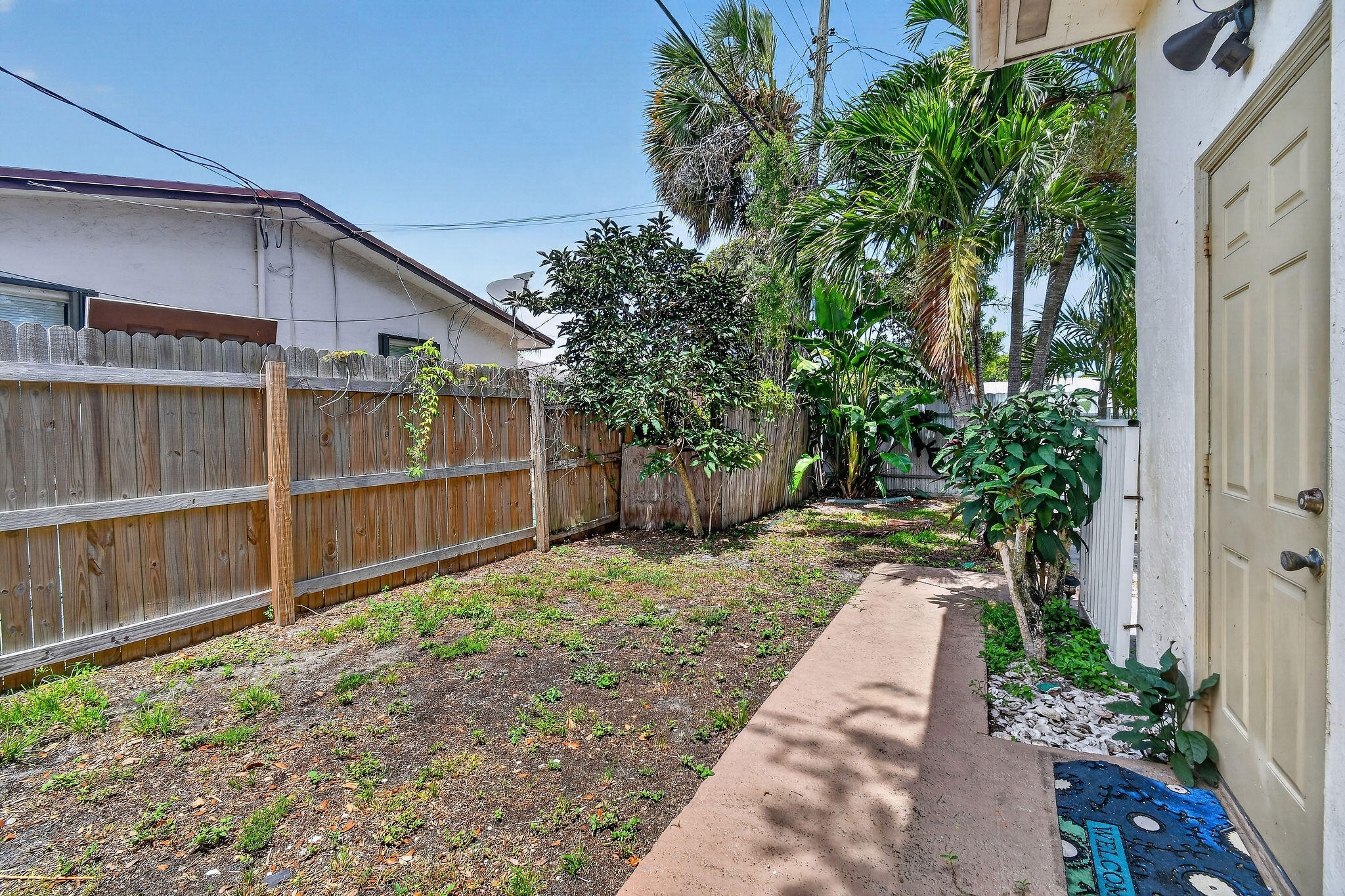 BUNKER HILL ADD TO WPB - Residential Lease