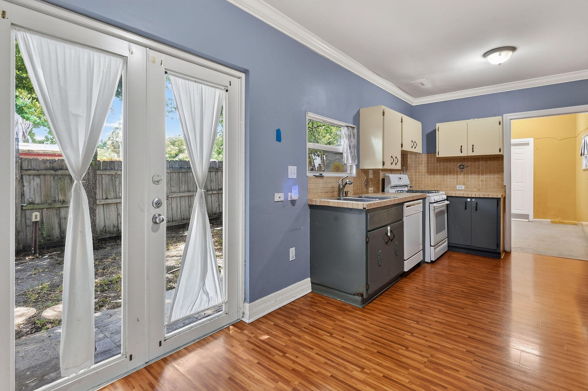BUNKER HILL ADD TO WPB - Residential Lease