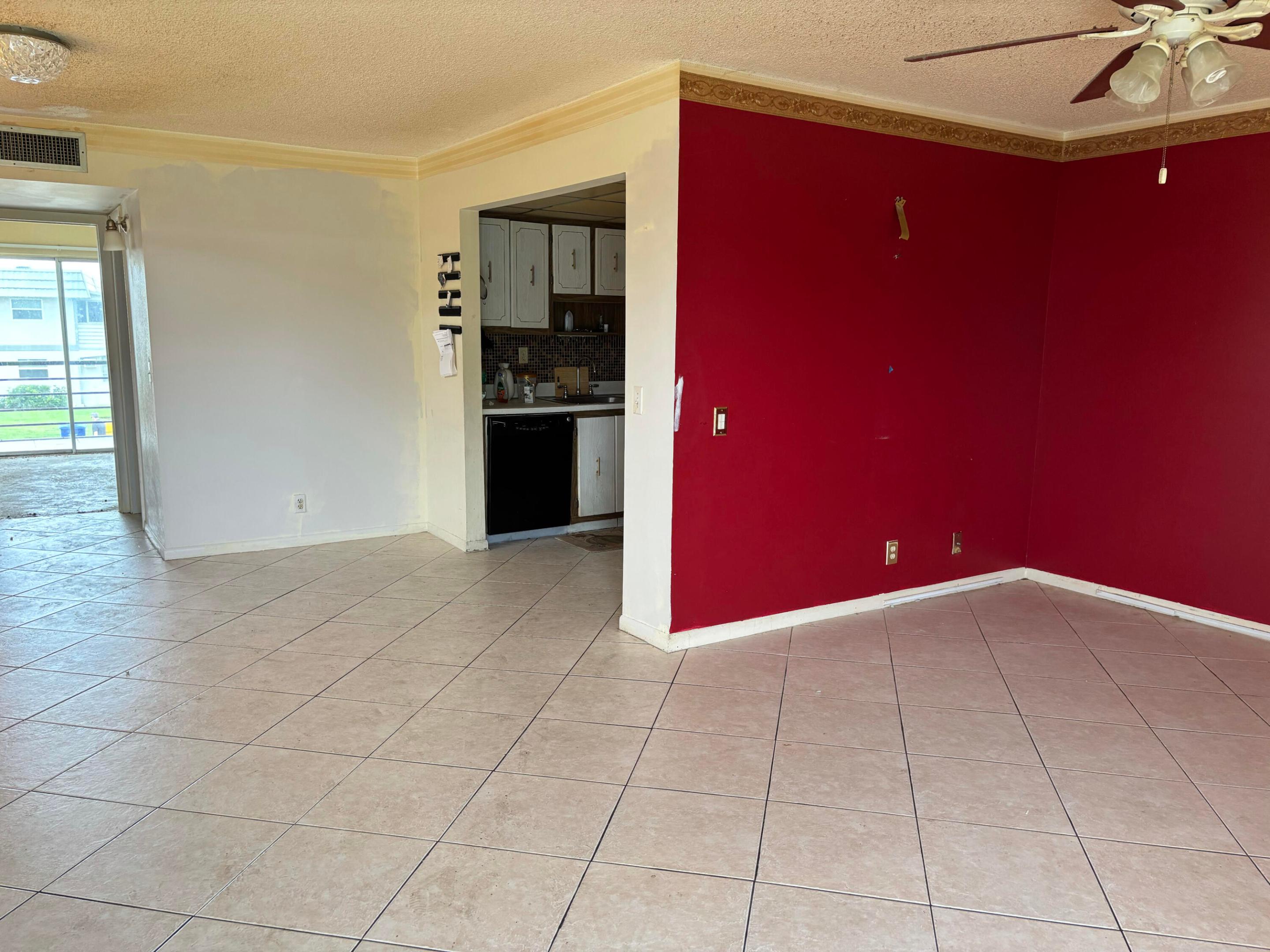 KINGS POINT FLANDERS CONDOS - Residential