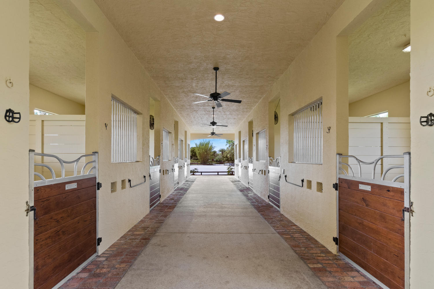 PALM BEACH POINT - Residential