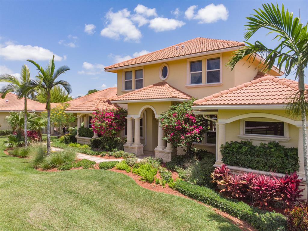PALM BEACH POINT - Residential