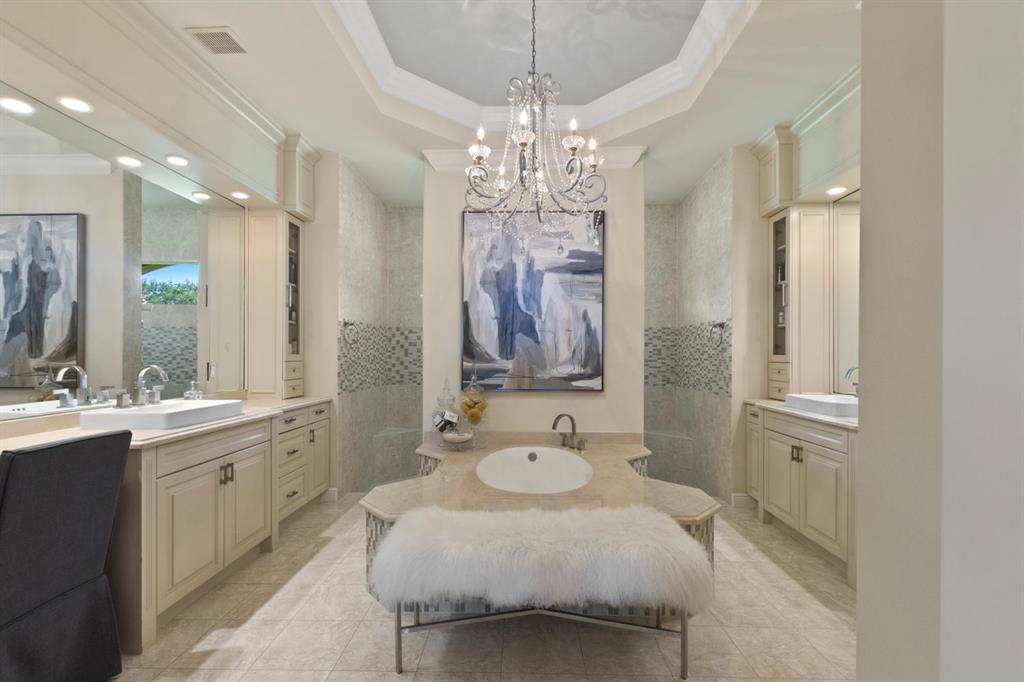 PALM BEACH POINT - Residential