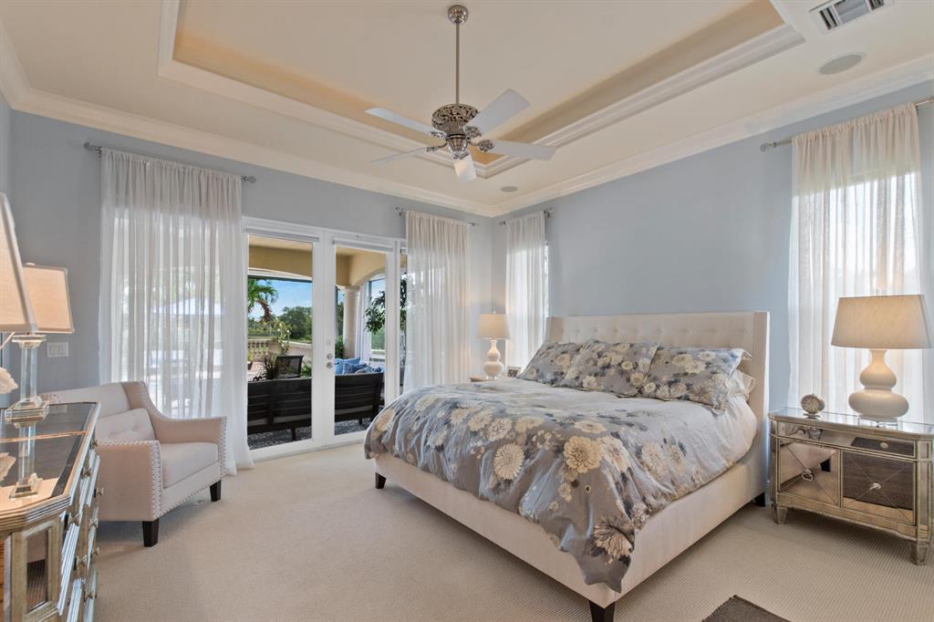 PALM BEACH POINT - Residential