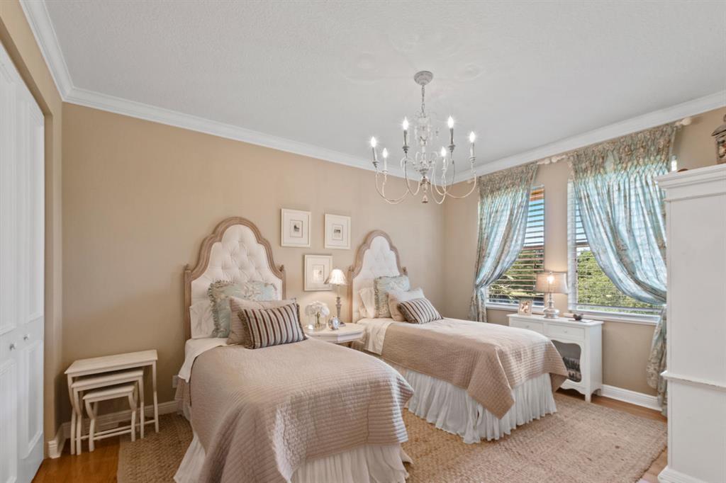 PALM BEACH POINT - Residential