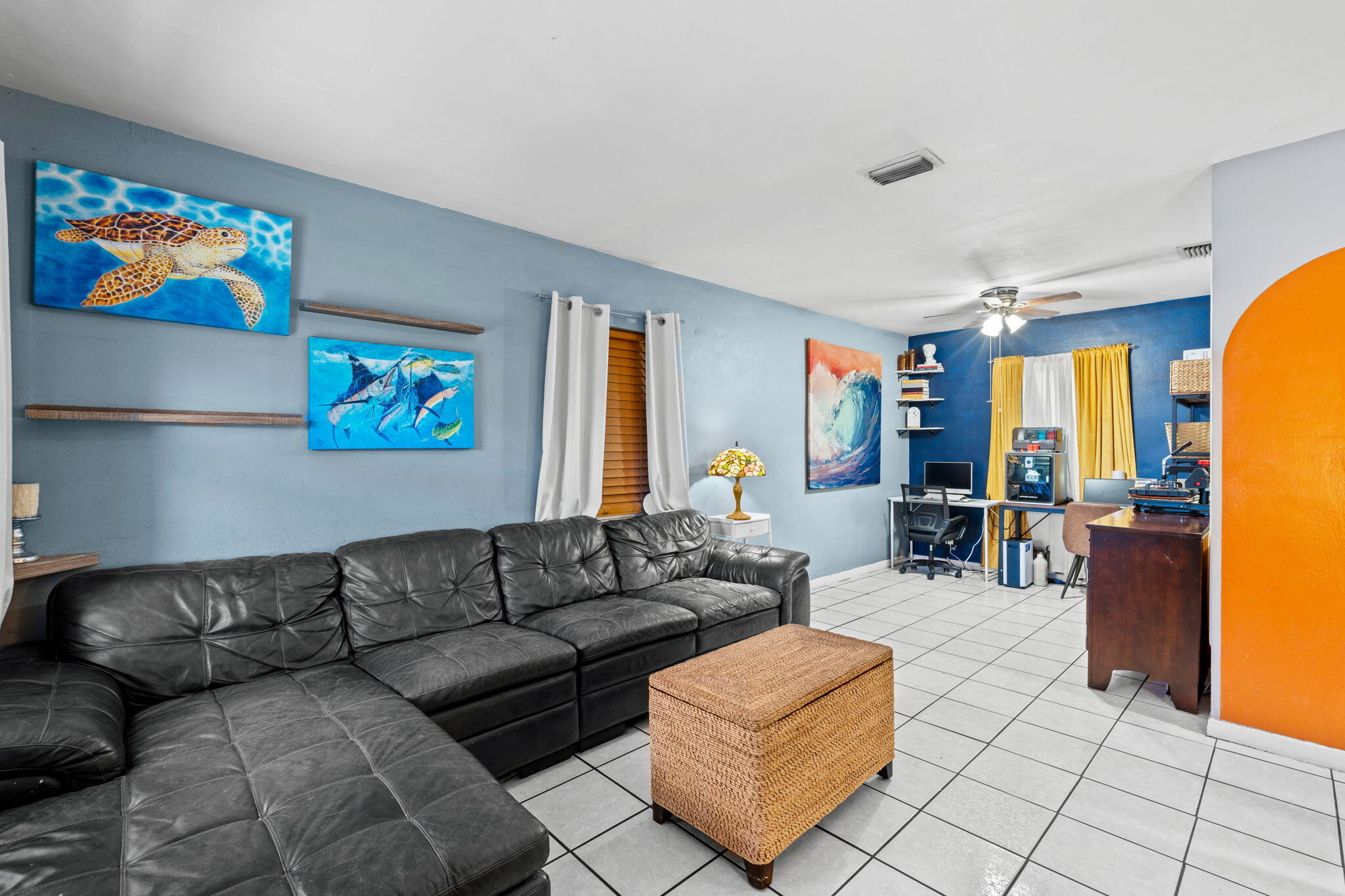 WHISPERING PALMS 5 - Residential