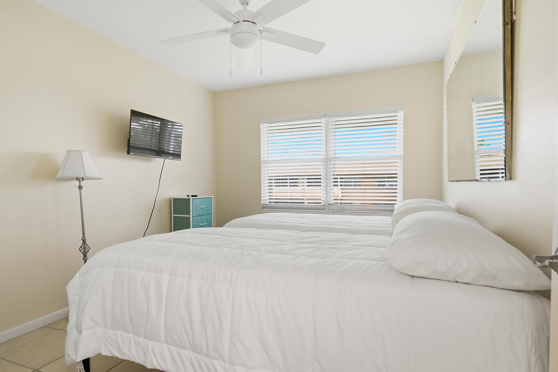 NORWICH CONDO - Residential Lease