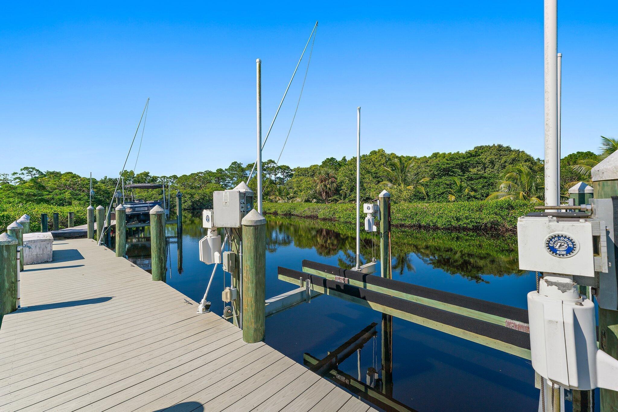 RIVERS EDGE UNREC - Residential