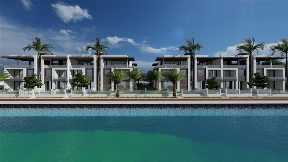 Lighthouse Point Yacht Cl - Residential
