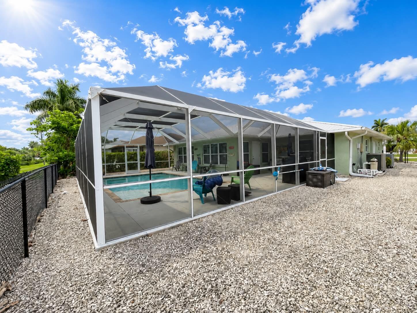 EAGLE'S NEST - Residential