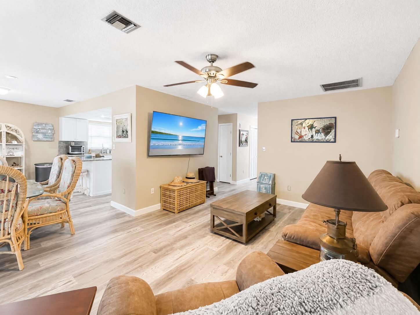 EAGLE'S NEST - Residential