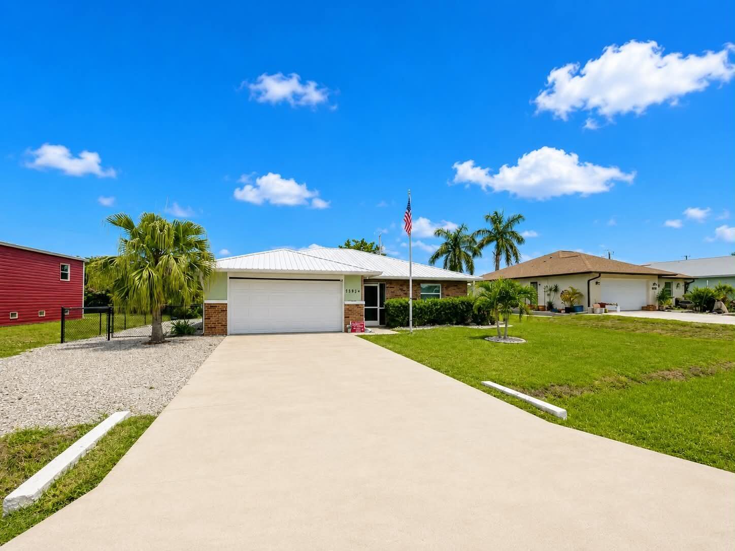 EAGLE'S NEST - Residential