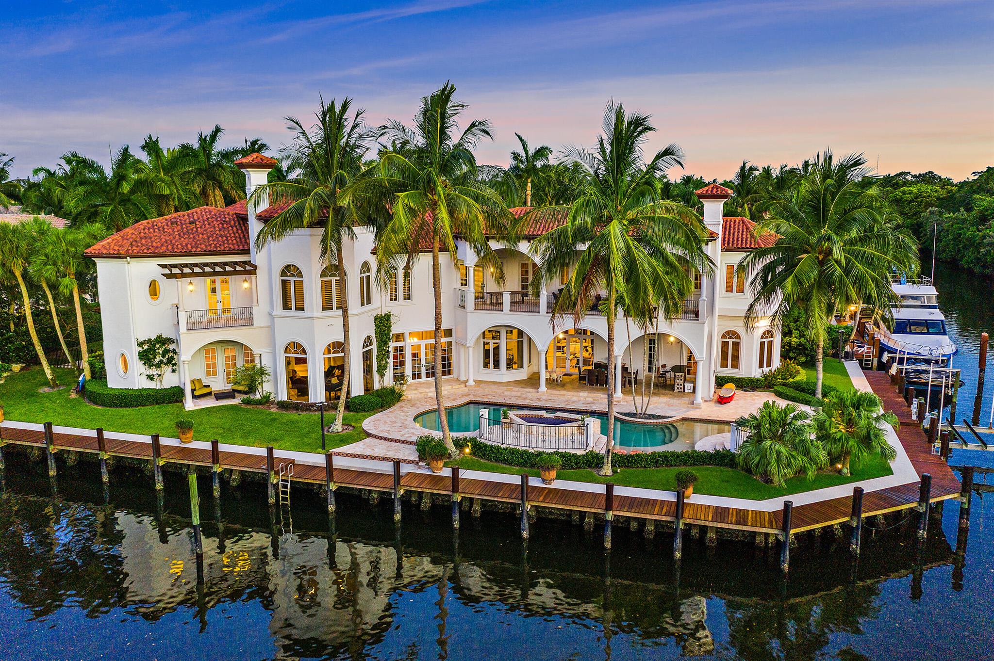 HARBOUR ISLES - Residential