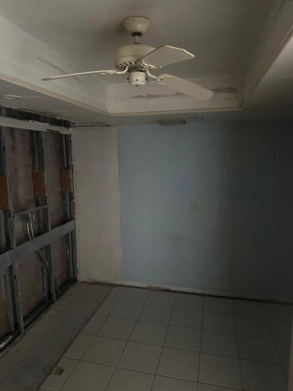 LANDS OF THE PRESIDENT CONDO 7 - Residential