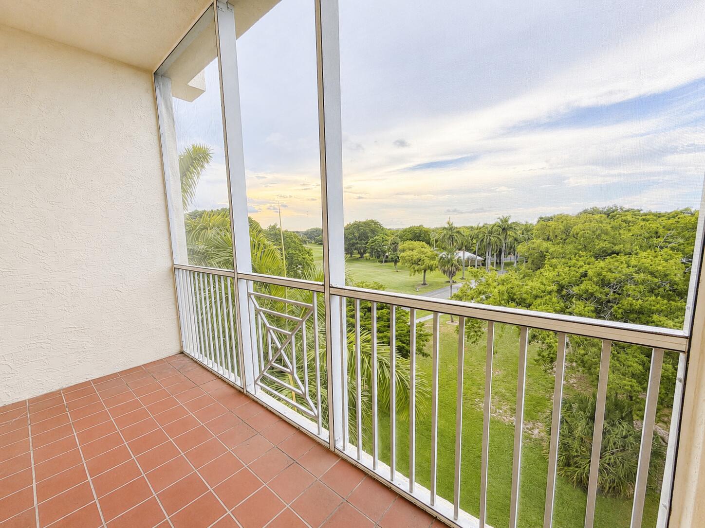 ROYAL POINT AT PALM AIRE - Residential Lease
