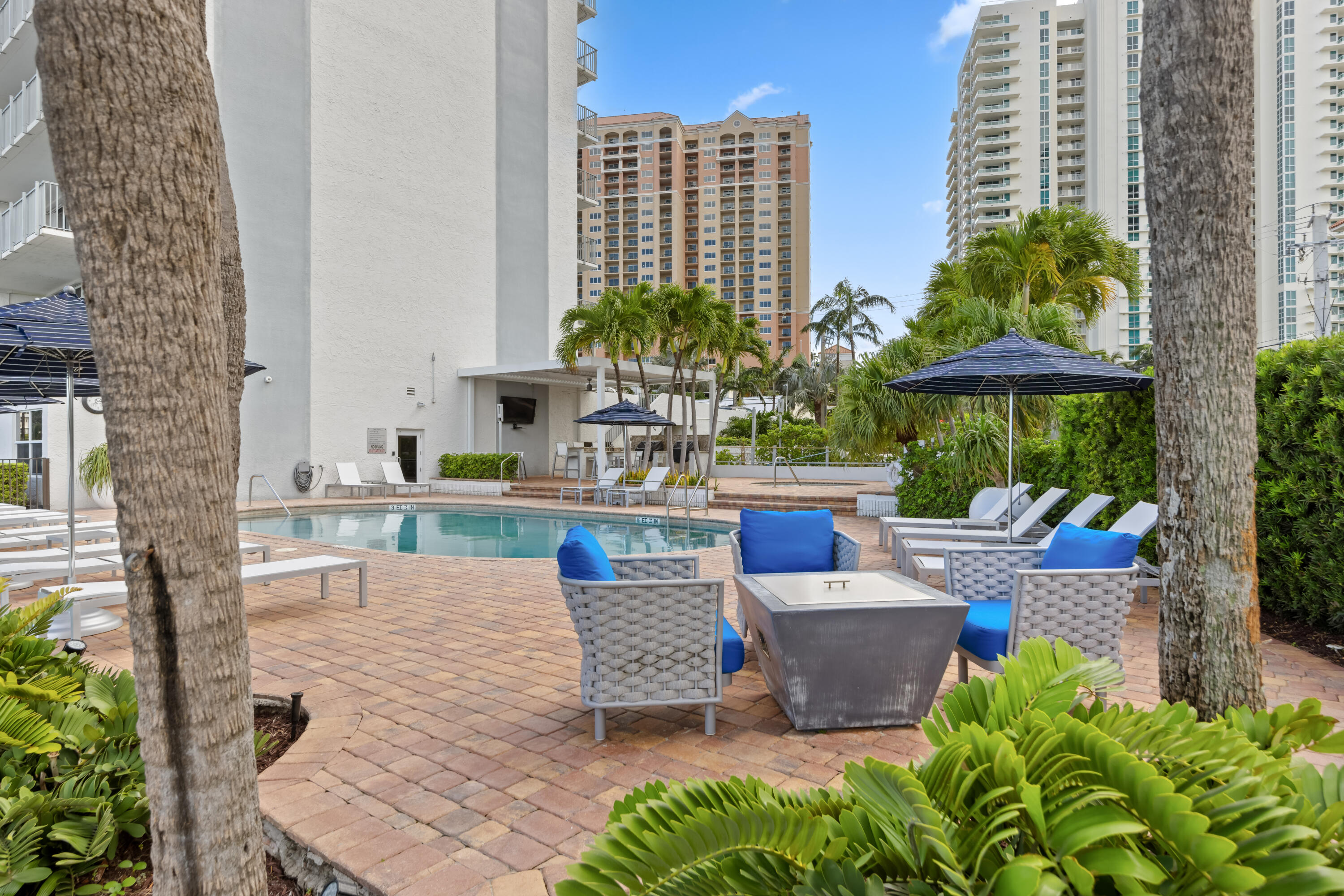 PORTOFINO ON THE INTRACOASTAL - Residential