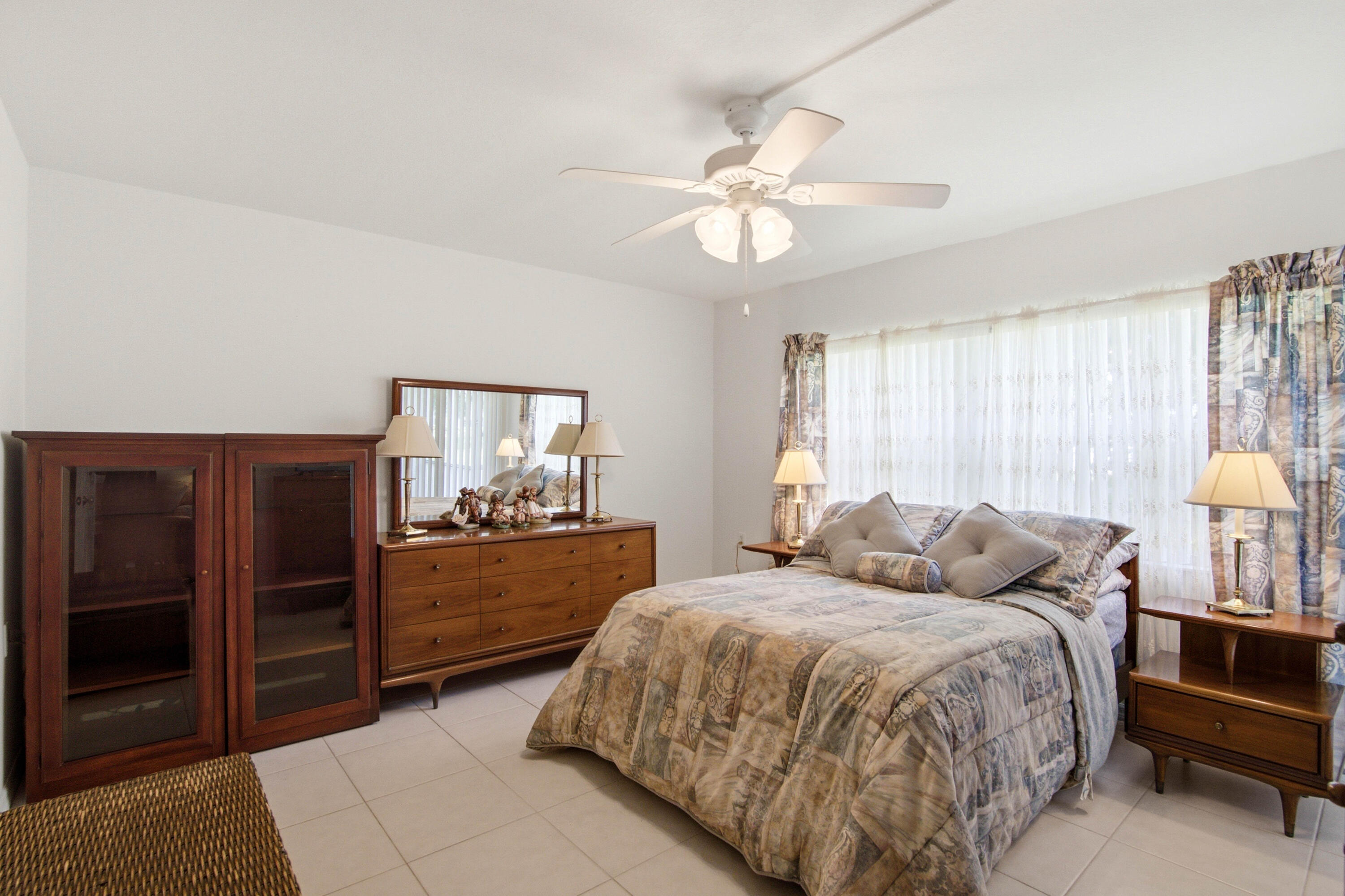 BAHAMA VILLAGE CONDO - Residential