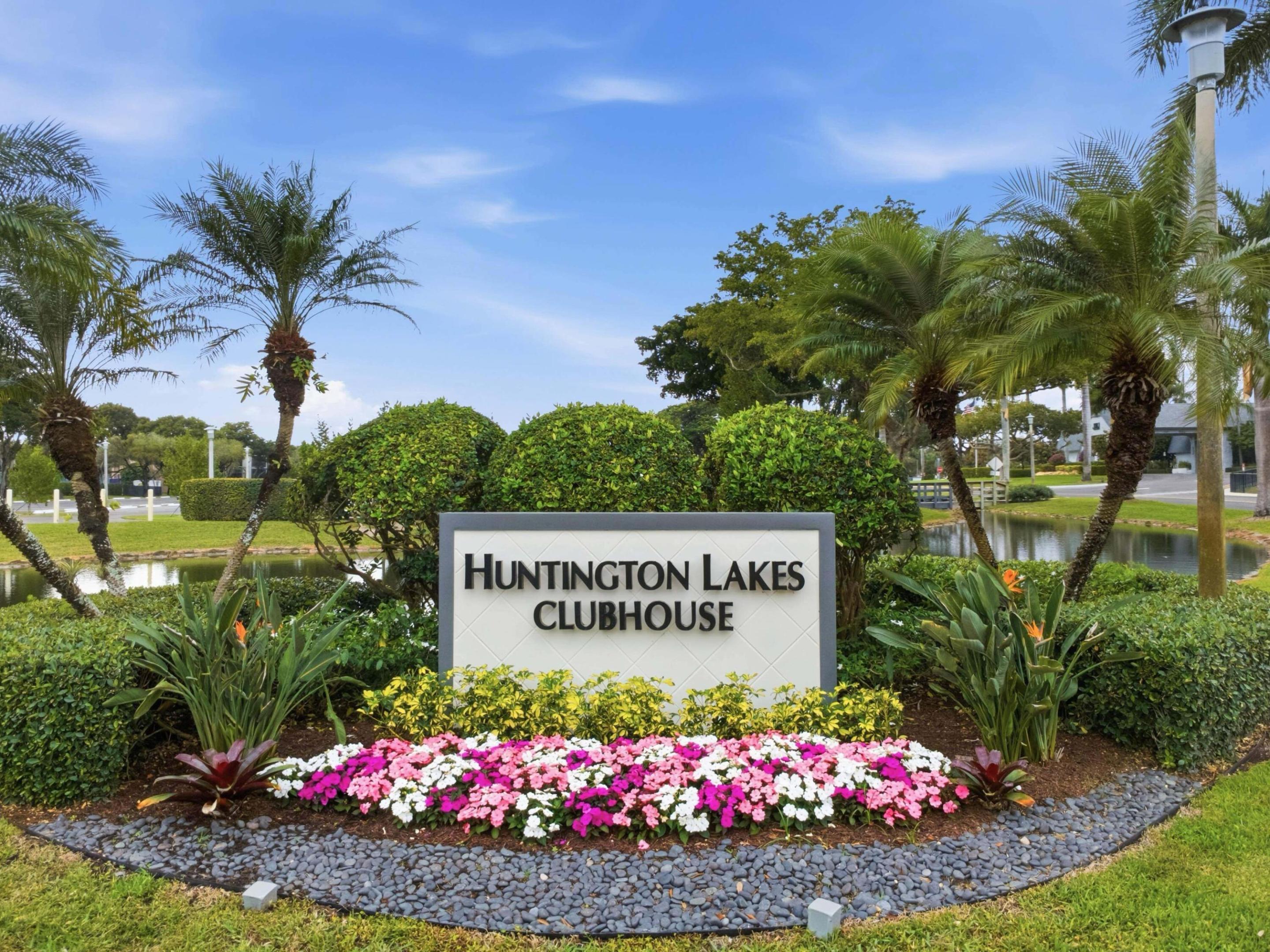 HUNTINGTON LAKES - Residential