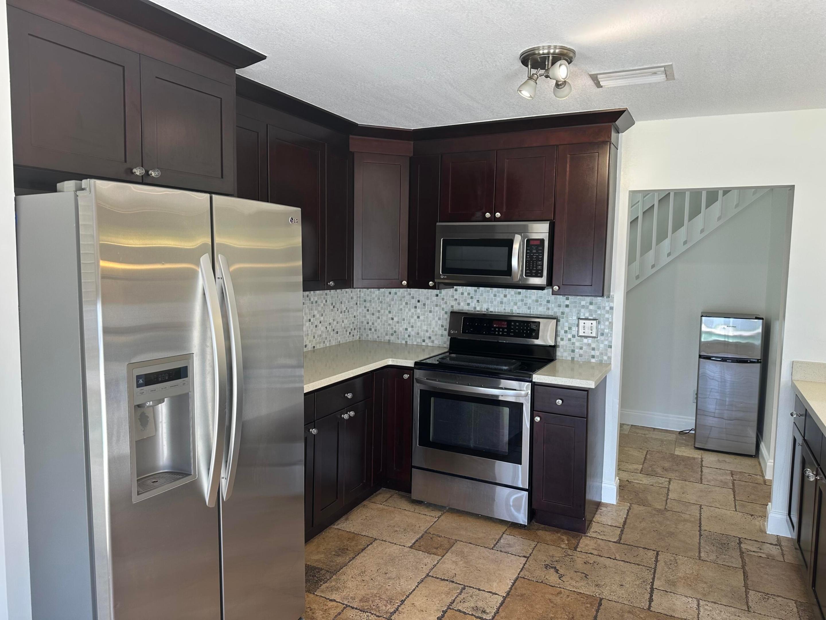 WINSTON PARK SECTION ONE - Residential Lease