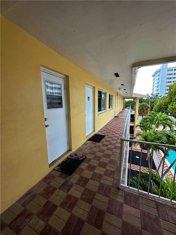 HYACINTH HOUSE CONDO - Residential