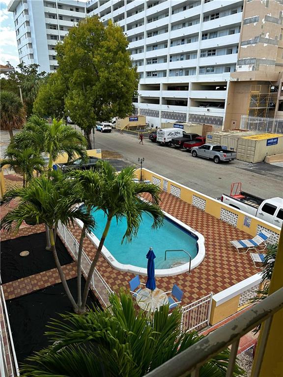 HYACINTH HOUSE CONDO - Residential